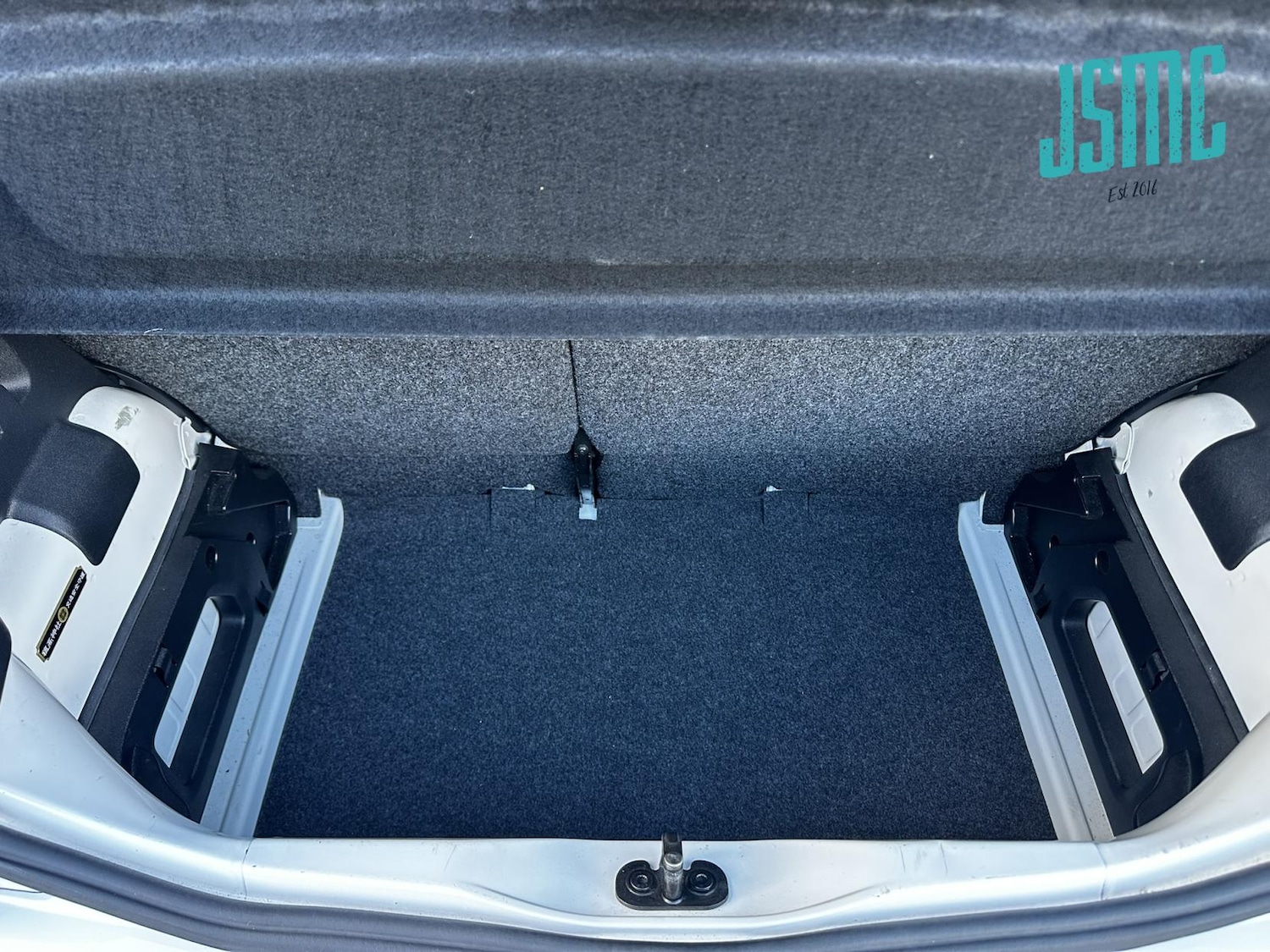 Used Volkswagen up! 2012 for sale - 77754510: Photo 24