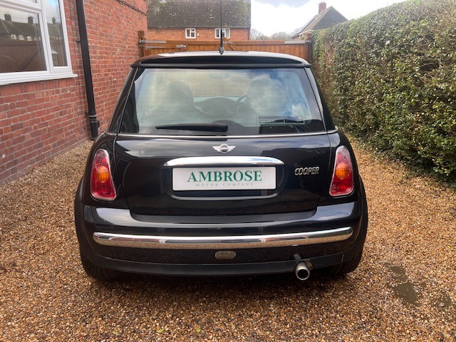 Used MINI Hatch 2002 for sale - 77300638: Photo 8