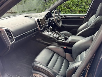 Used Porsche Cayenne 2015 for sale - 78937715: Photo