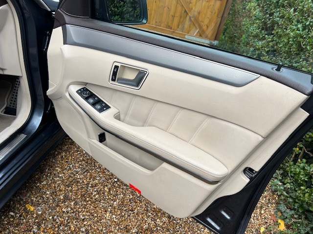 Used Mercedes-Benz E Class 2014 for sale - 76462348: Photo 6