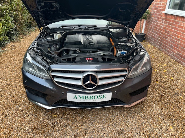 Used Mercedes-Benz E Class 2014 for sale - 76462348: Photo 8