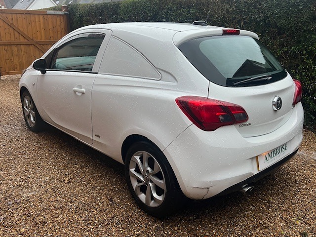 Used Vauxhall Corsa 2017 for sale - 77270771: Photo 2