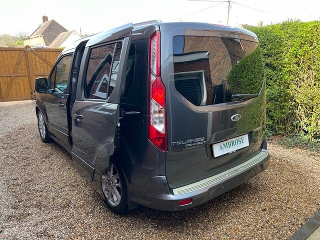 Used Ford Tourneo Connect 2015 for sale - 77973568: Photo 13