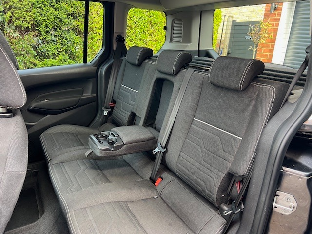 Used Ford Tourneo Connect 2015 for sale - 77973568: Photo 6