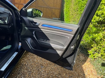 Used Renault Megane 2021 for sale - 78053621: Photo