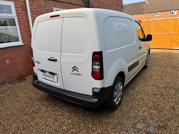 Used Citroen Berlingo 2017 for sale - 79487699: Photo