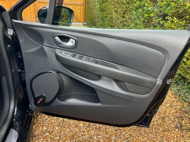 Used Renault Clio 2014 for sale - 77729621: Photo 5