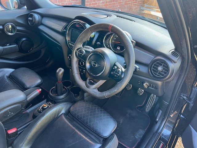 Used MINI Hatch 2019 for sale - 77918213: Photo 3