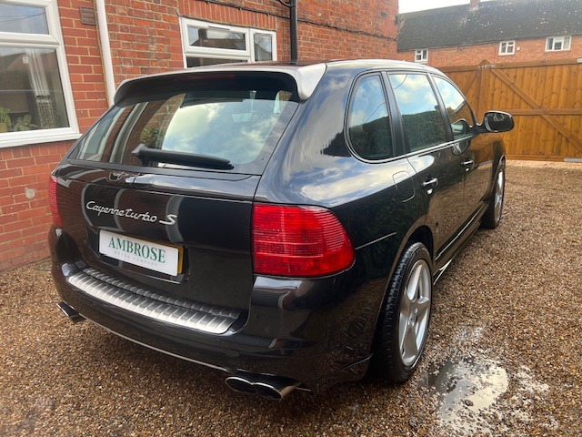 Used Porsche Cayenne 2006 for sale - 77300685: Photo 2