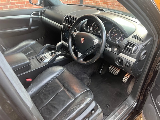 Used Porsche Cayenne 2006 for sale - 77300685: Photo 3