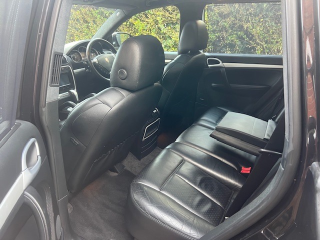 Used Porsche Cayenne 2006 for sale - 77300685: Photo 5