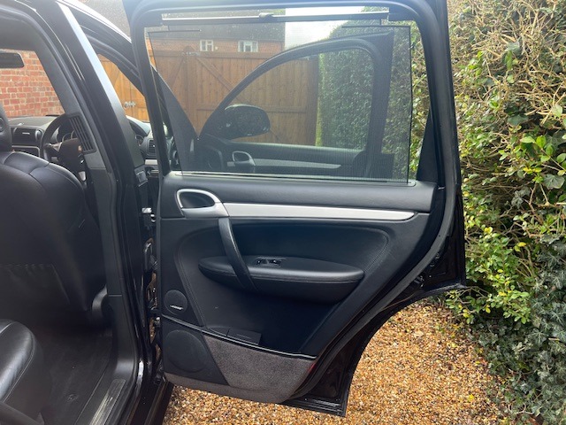 Used Porsche Cayenne 2006 for sale - 77300685: Photo 6