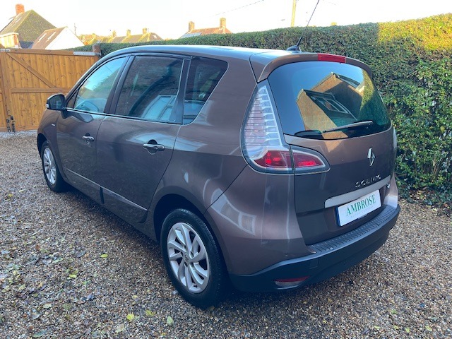 Used Renault Scenic 2016 for sale - 76792403: Photo 2