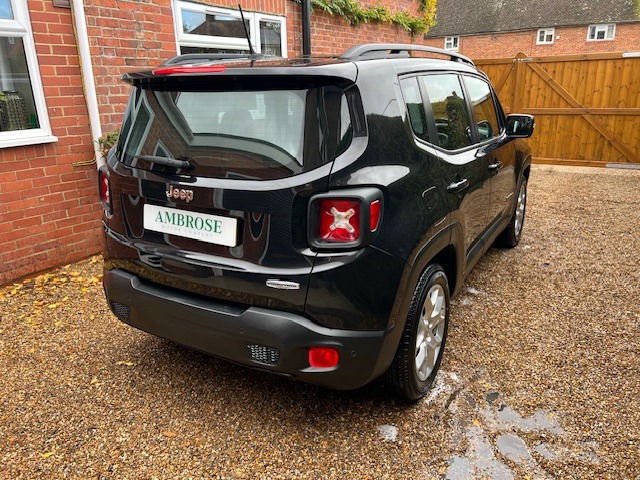 Used Jeep Renegade 2016 for sale - 76461547: Photo 2