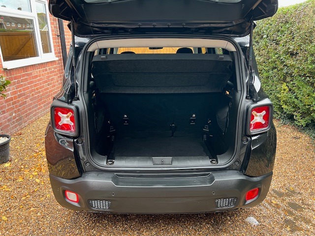 Used Jeep Renegade 2016 for sale - 76461547: Photo 6