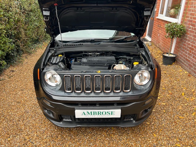 Used Jeep Renegade 2016 for sale - 76461547: Photo 7