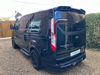 Used Ford Tourneo Custom 2018 for sale - 77774837: Photo