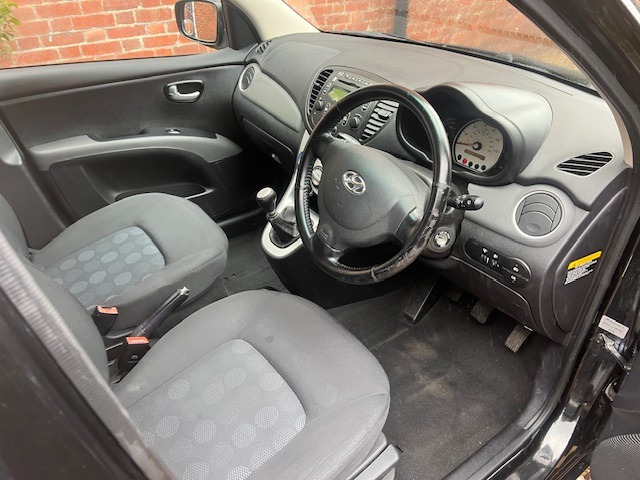 Used Hyundai i10 2010 for sale - 77294377: Photo 3