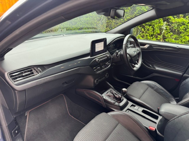 Used Ford Focus 2021 for sale - 78078222: Photo 4