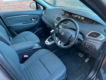 Used Renault Scenic 2016 for sale - 77589826: Photo