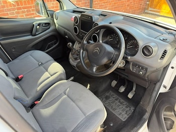 Used Citroen Berlingo 2016 for sale - 79017148: Photo