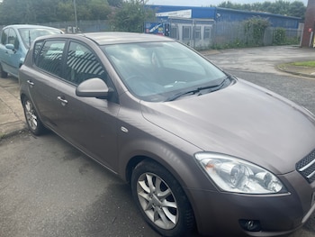 Used Kia Ceed 2009 for sale - 75303085: Photo
