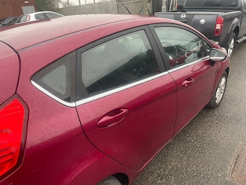 Used Ford Fiesta 2014 for sale - 75301273: Photo