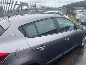 Used Renault Megane 2010 for sale - 76103732: Photo 4