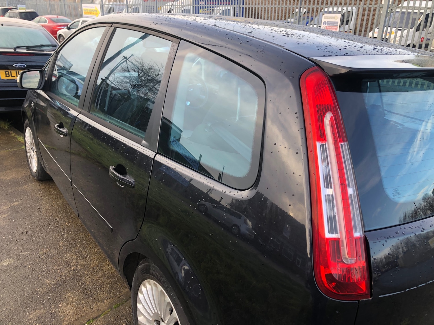 Used Ford C-Max 2011 for sale - 76736128: Photo 3