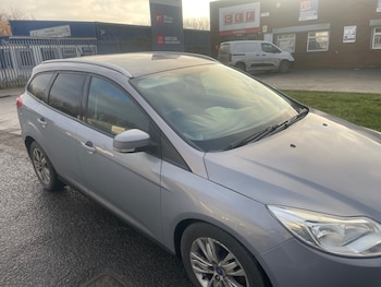 Used Ford Focus 2011 for sale - 75301462: Photo