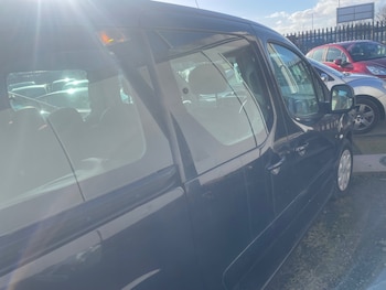Used Citroen Berlingo 2011 for sale - 75621611: Photo