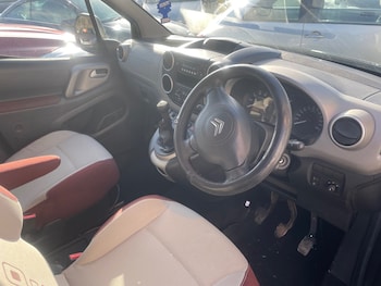 Used Citroen Berlingo 2011 for sale - 75621611: Photo