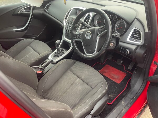 Used Vauxhall Astra 2012 for sale - 75301507: Photo 5