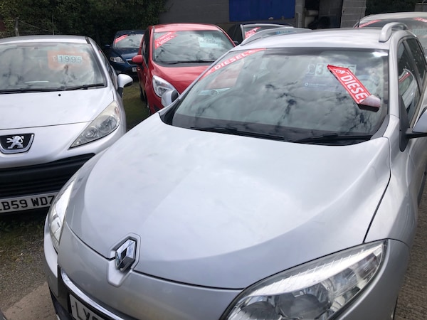 Used Renault Megane 2013 for sale - 75301608: Photo 1