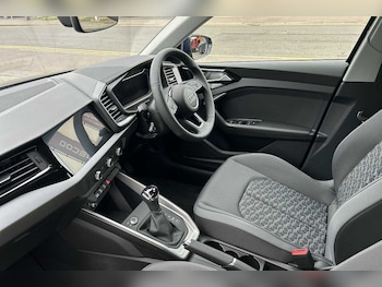 Used Audi A1 2025 for sale - 76123923: Photo 2