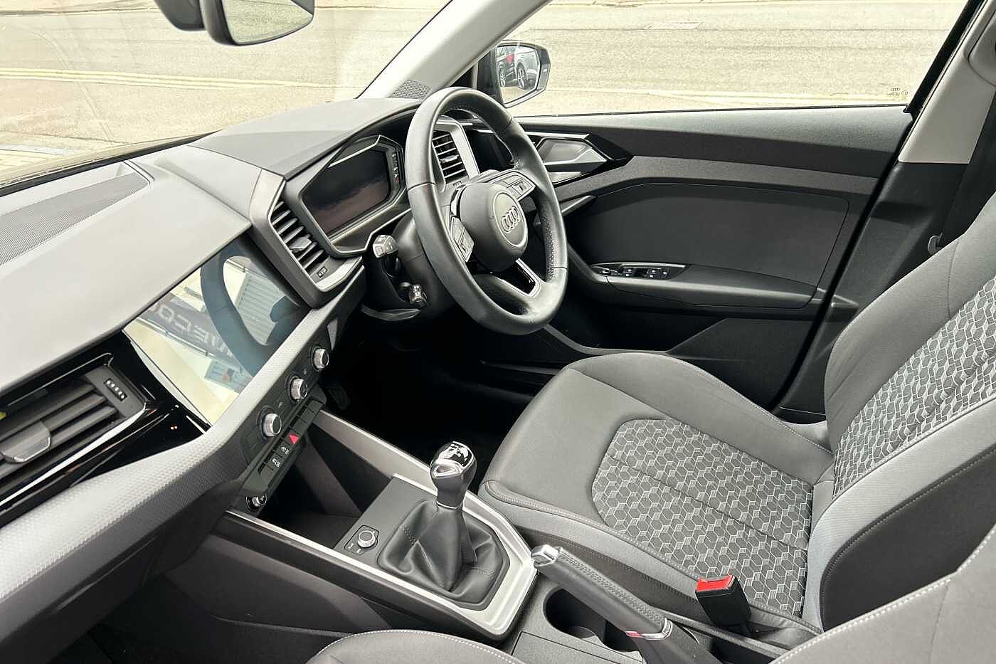 Used Audi A1 2021 for sale - 76410253: Photo 2