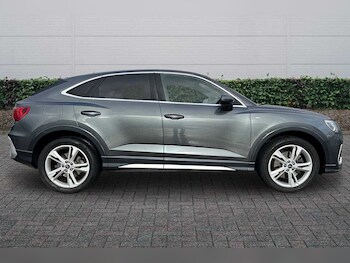 Used Audi Q3 2023 for sale - 77292917: Photo