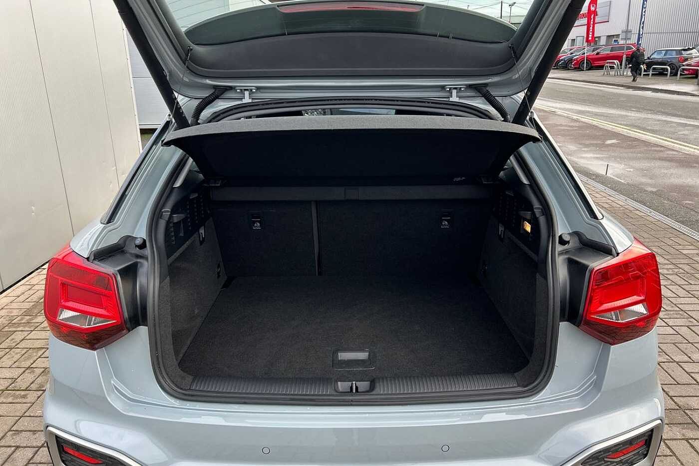 Used Audi Q2 2023 for sale - 77013618: Photo 11