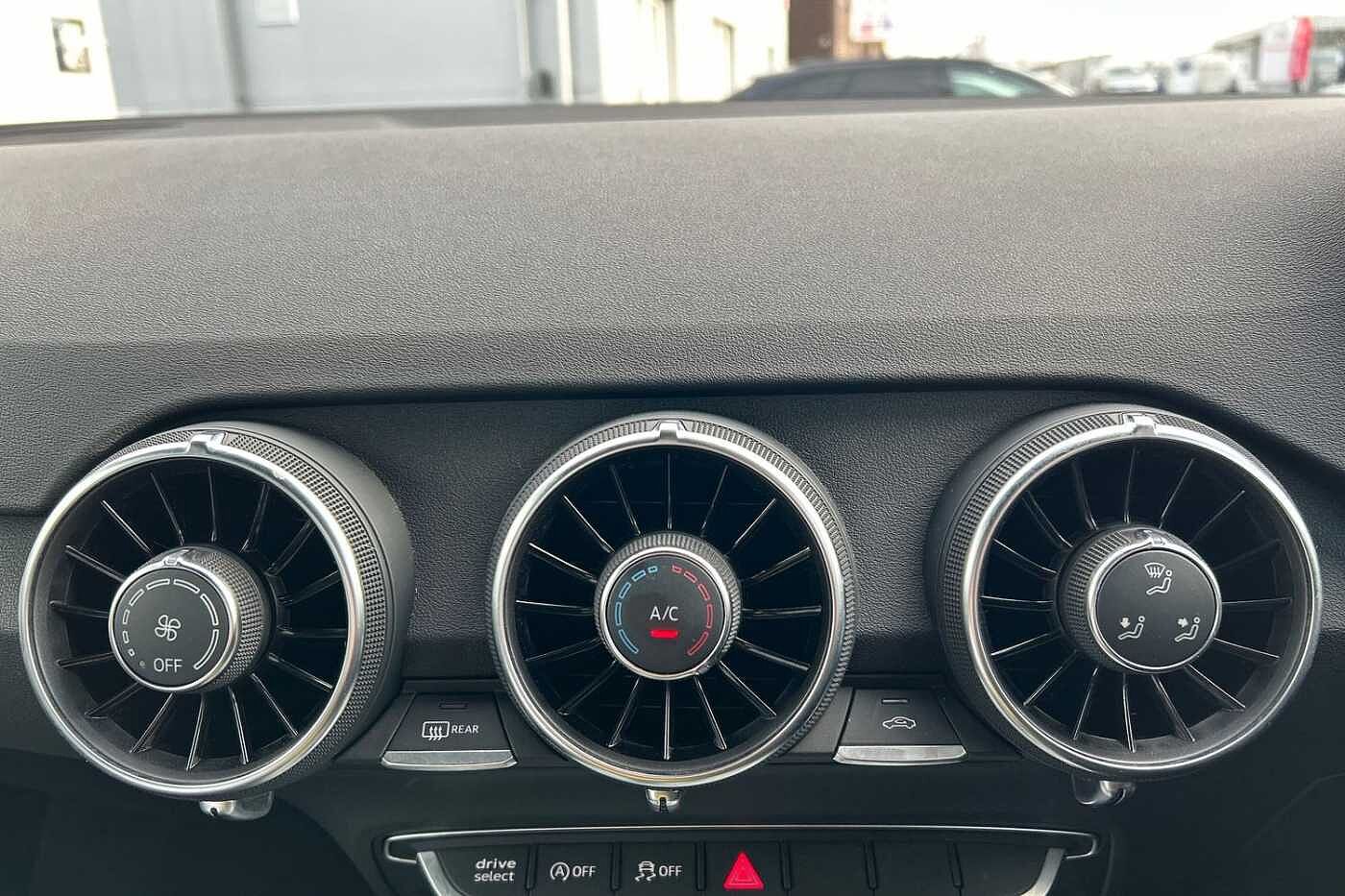 Used Audi TT 2023 for sale - 76800397: Photo 14