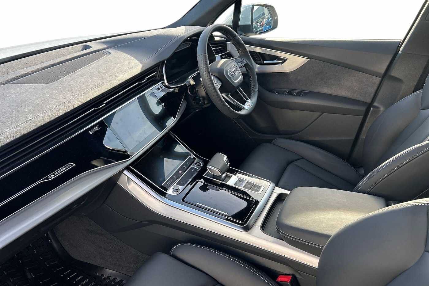 Used Audi Q7 2025 for sale - 76716719: Photo 2