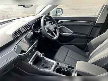 Used Audi Q3 2025 for sale - 75432292: Photo