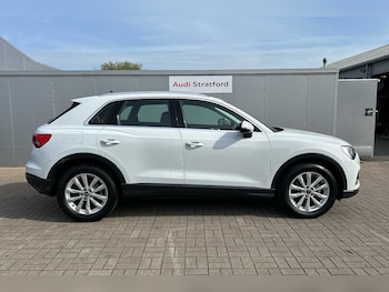 Used Audi Q3 2025 for sale - 75432292: Photo
