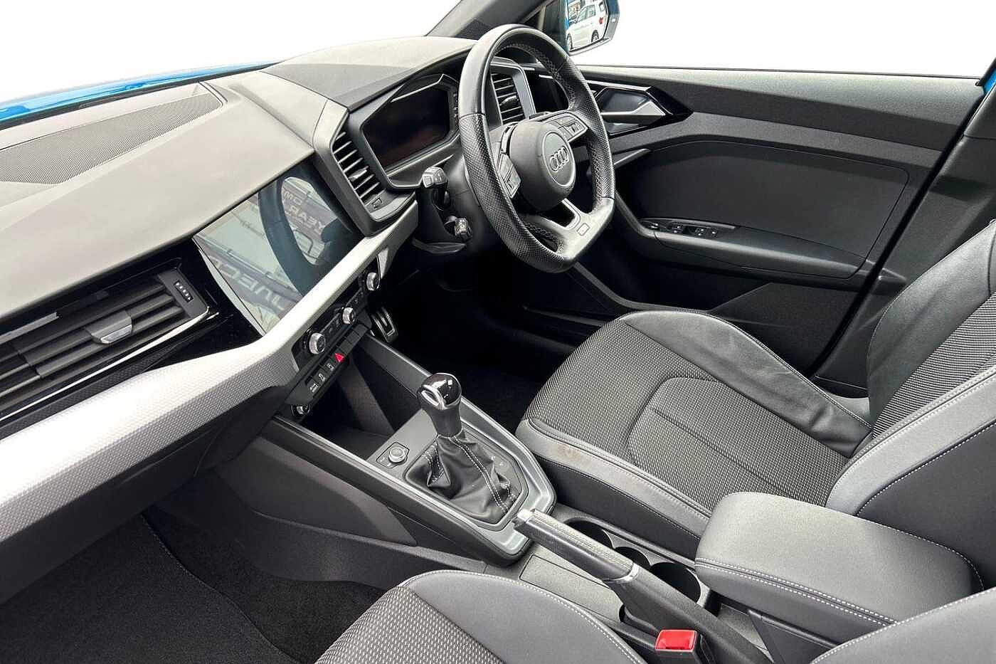 Used Audi A1 2021 for sale - 76800357: Photo 2