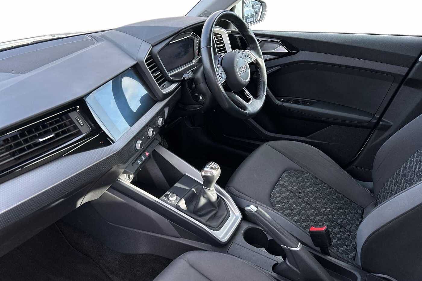 Used Audi A1 2021 for sale - 77724997: Photo 2