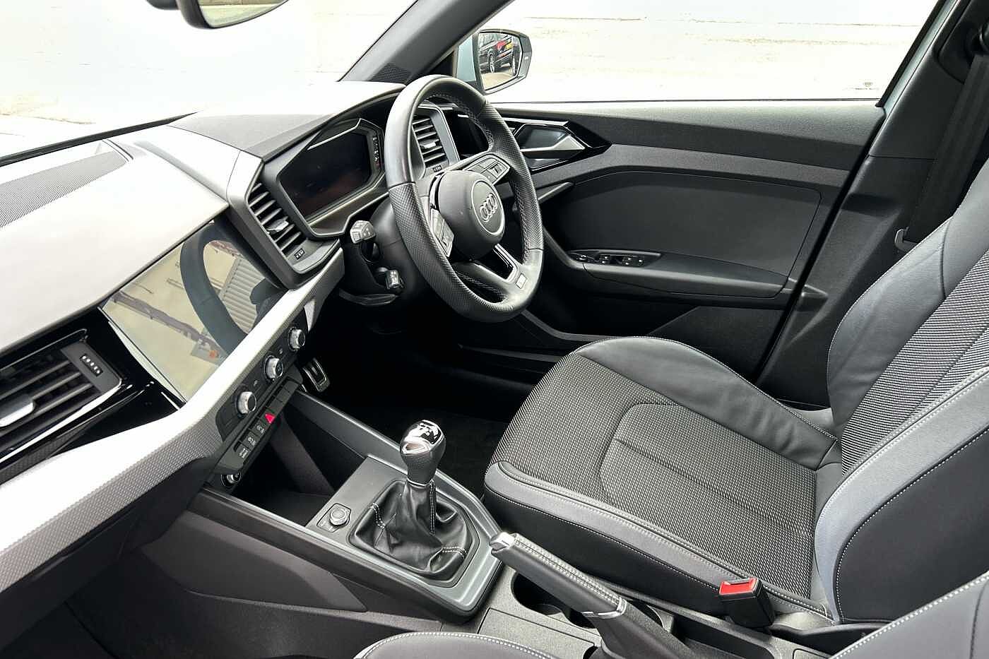 Used Audi A1 2023 for sale - 76400265: Photo 2