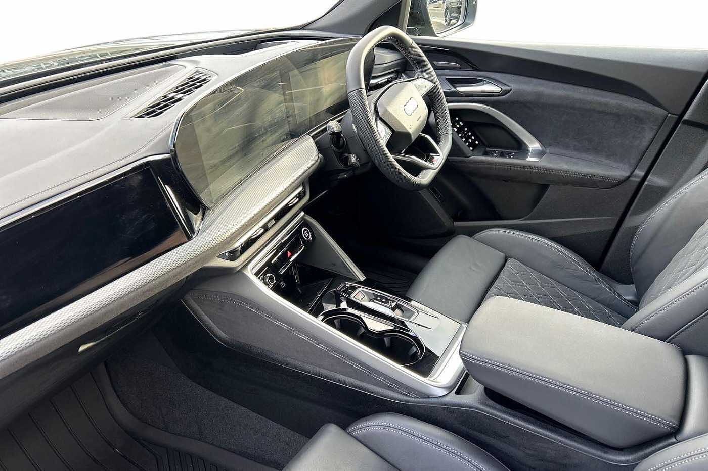 Used Audi Q5 2025 for sale - 77372472: Photo 2