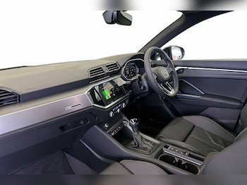 Used Audi Q3 2026 for sale - 77647535: Photo