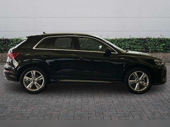 Used Audi Q3 2026 for sale - 77647535: Photo