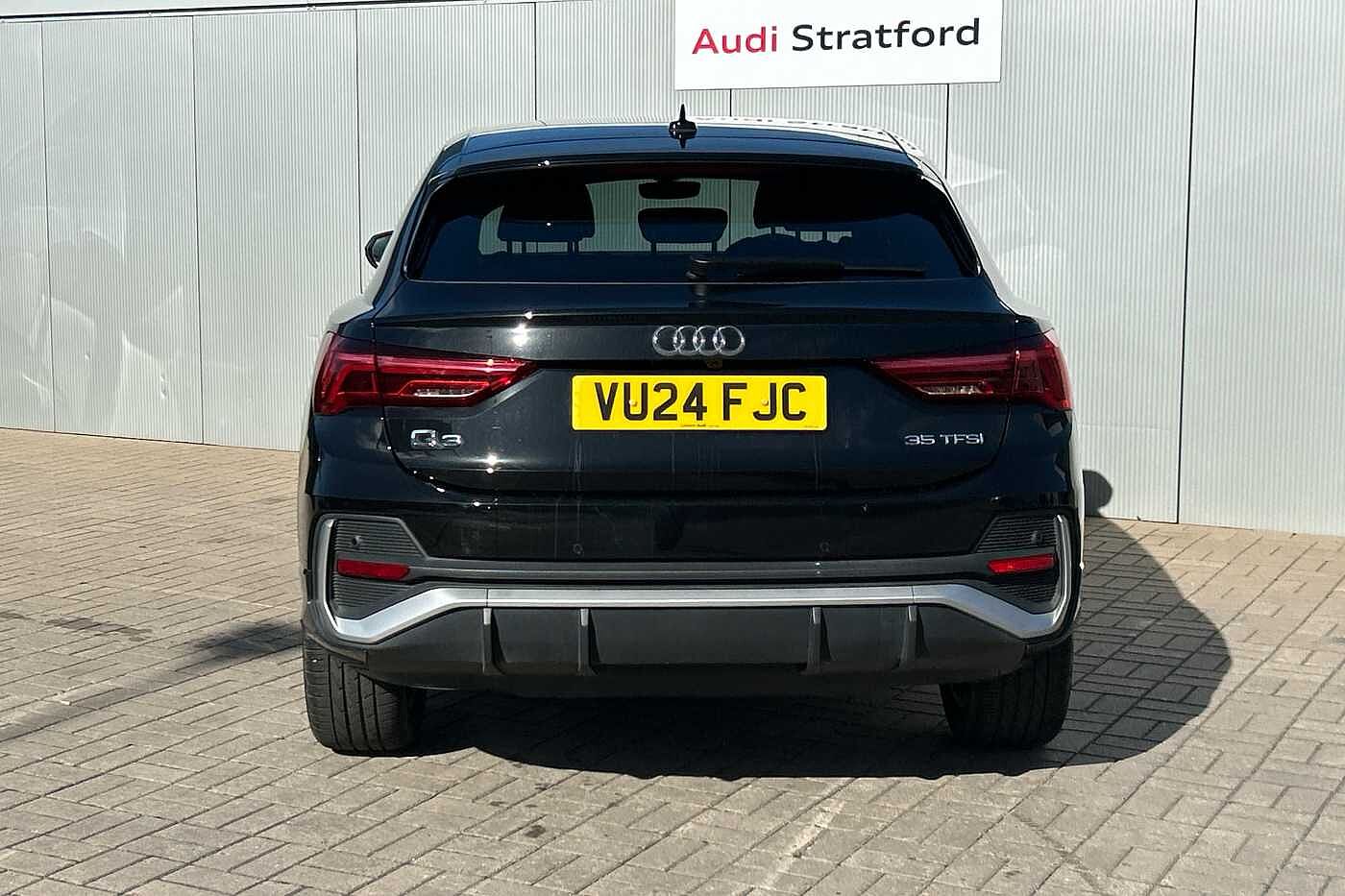 Used Audi Q3 2024 for sale - 76123951: Photo 11