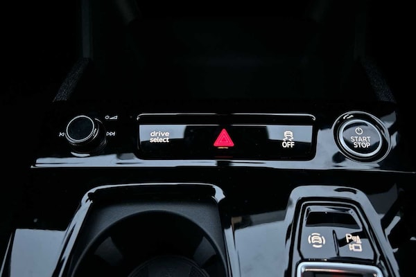 Used Audi Q6 e-tron 2024 for sale - 73350377: Photo 20